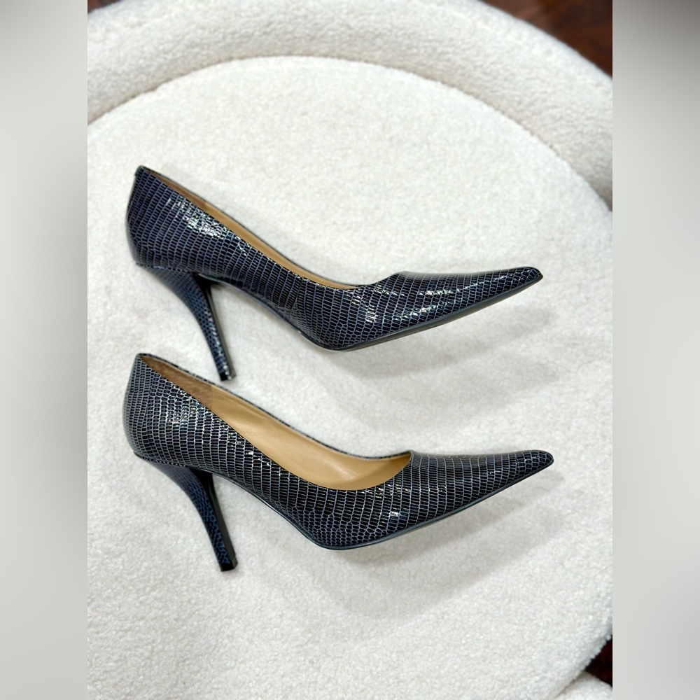 Nine West Navy Textured Heels